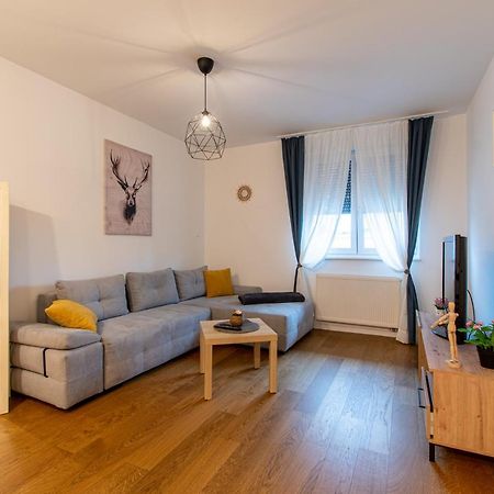 Апартаменты Flexible Selfcheckins 39 - Zagreb - Parking - New Экстерьер фото